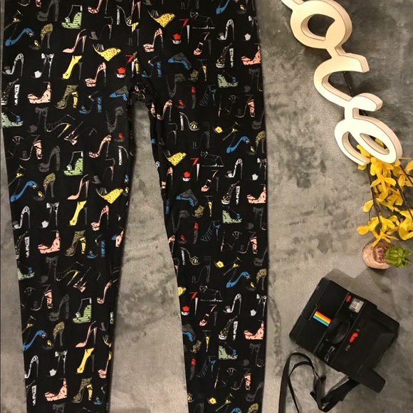 SALE!👠SHOE LOVER-LuLaRoe Leggings & Pink Tunic!💗 - Picture 2 of 8